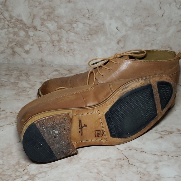 J. SHOES tan lace up mens Oxfords shoes size 8 main image 8